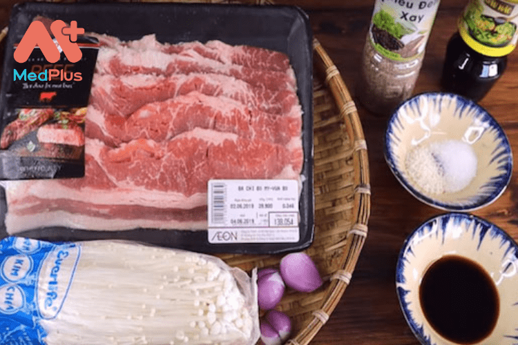 Nguyên liệu thịt bò cuộn nấm kim châm nướng