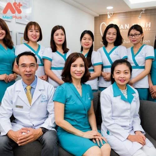 Nha khoa Tân Định có đội ngũ nhân viên và bác sĩ giàu kinh nghiệm, tay nghề cao
