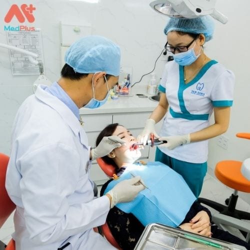 Nha khoa Tân Định cung cấp nhiều dịch vụ khám giúp khách hàng chăm sóc răng miệng toàn diện