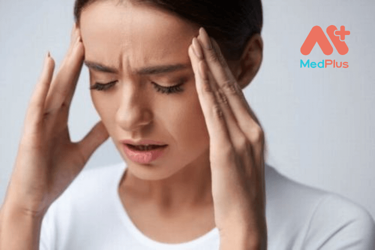 đau đầu là triệu chứng của bệnh gì?