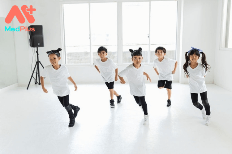 5 lợi ích khi cho trẻ nhỏ học múa