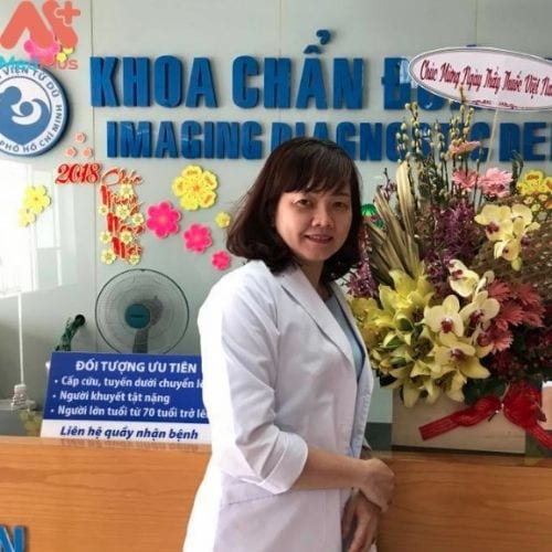 BS Huỳnh Thanh Phương Thảo có nhiều kinh nghiệm thăm khám sản phụ khoa