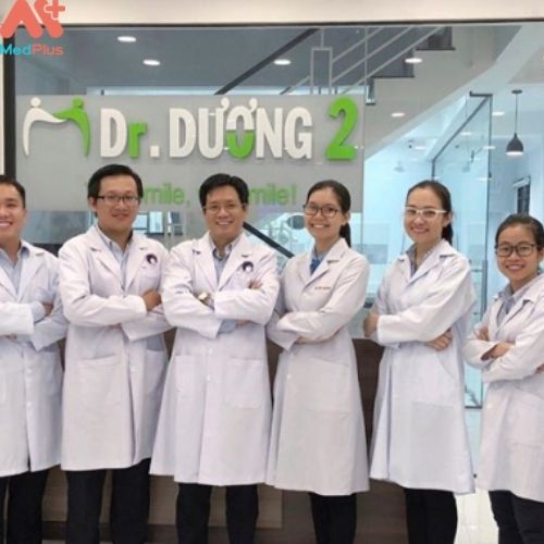 Nha khoa Dr Dương tập hợp đội ngũ bác sĩ có trình độ cao và tận tâm