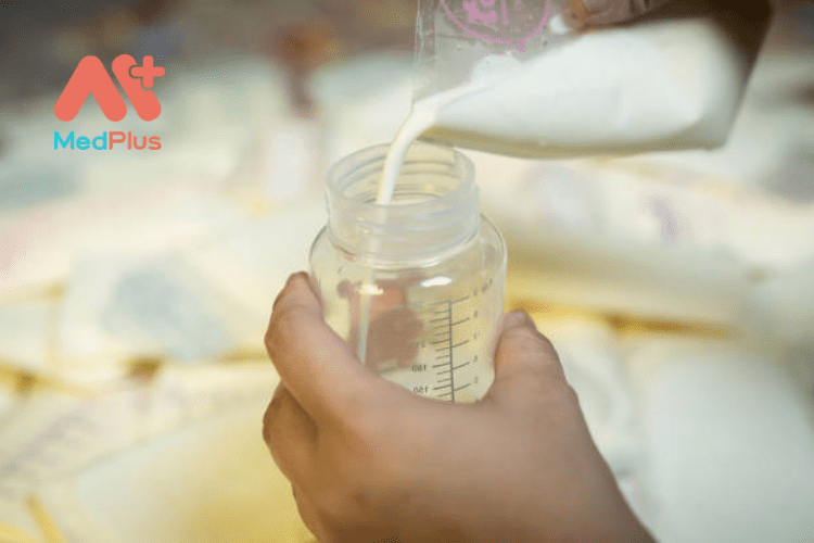 Cách bảo quản sữa mẹ cho người lần đầu có con