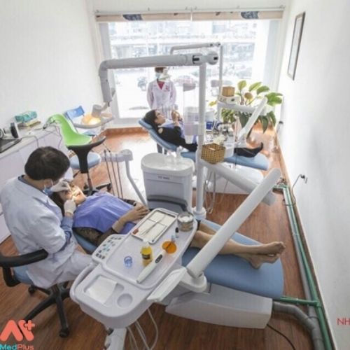 Nha khoa Tâm Việt Hà Nội với đội ngũ bác sĩ giỏi và cơ sở vật chất hiện đại