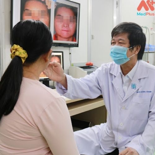 Phòng khám Da liễu Bs Hoàng Văn Minh cung cấp nhiều dịch vụ thăm khám chất lượng