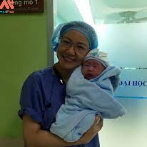 Phòng khám do Bs Nguyễn Thị Hồng Thắm khám, là một bác sĩ giỏi và có nhiều năm kinh nghiệm