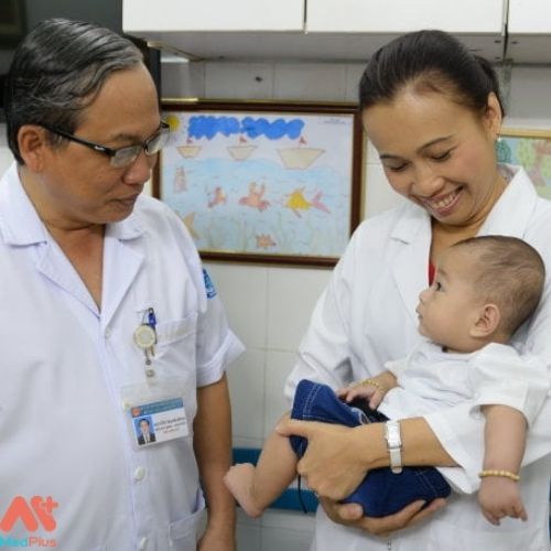 Phòng khám chuyên khoa Nhi Bs Cao Minh Hiệp không ngừng nâng cao chất lượng khám chữa bệnh cho bệnh nhân