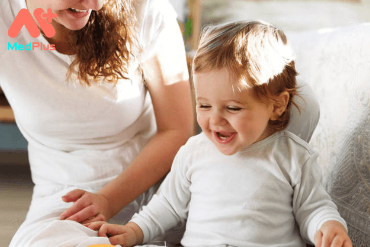 10 cách tăng cường trí nhớ cho bé 0-1 tuổi