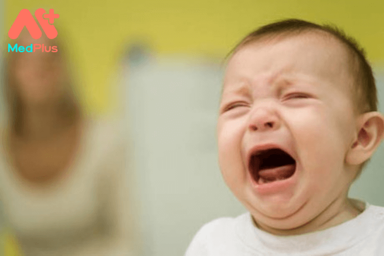 Cơn khóc lặng ở trẻ em là gì?
