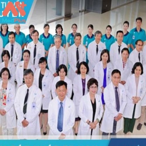 Bệnh Viện Ngoại Thần Kinh Quốc Tế tập hợp đội ngũ bác sĩ có trình độ và tâm huyết