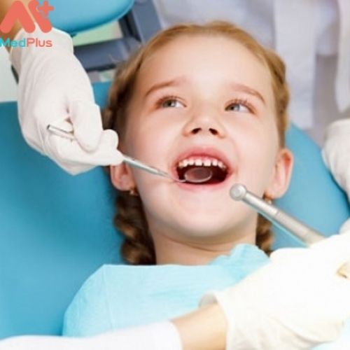 Khoa Răng hàm mặt Bệnh viện Đa khoa Hà Thành cung cấp nhiều dịch vụ chất lượng