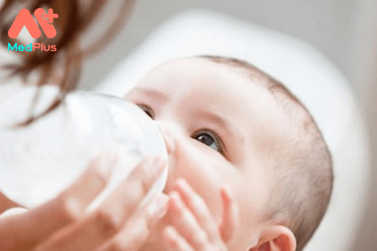 Bảng ml sữa theo độ tuổi cho trẻ