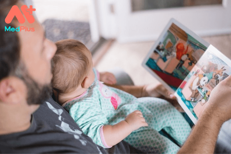 Cẩm nang đọc sách cho trẻ từ 1-3 tuổi
