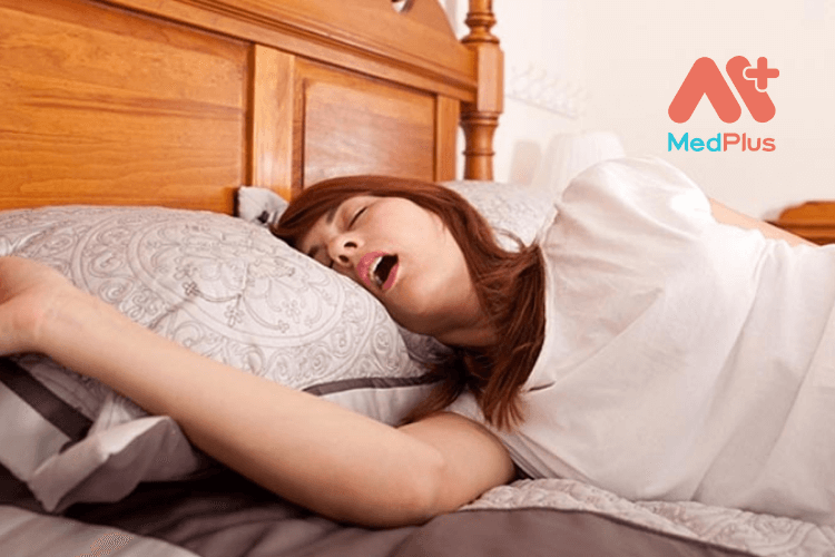 5 nguyên nhân gây khô cổ họng khi ngủ