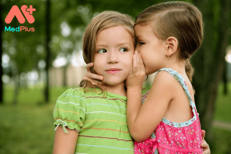 3 lý do khiến trẻ gặp khó khăn trong giao tiếp