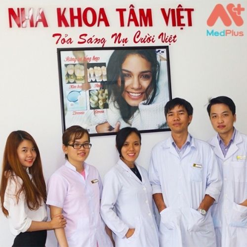 Nha khoa Tâm Việt có đội ngũ bác sĩ và nhân viên y tế tận tâm, nhiều kinh nghiệm