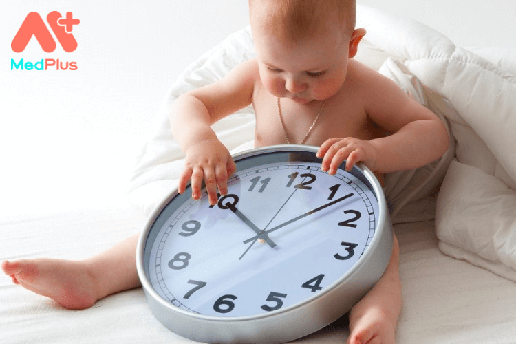 5 bước dạy trẻ xem giờ trên đồng hồ