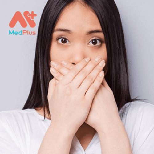 Nấm miệng thường do một loại nấm men gọi là Candida gây ra.