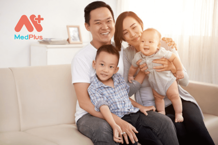 mua bảo hiểm sức khỏe cho gia đình để bảo vệ những người thân yêu toàn diện nhất