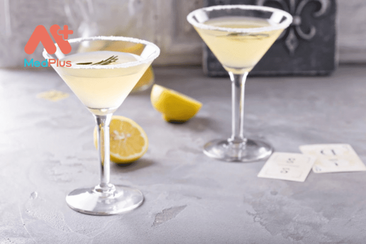 In and out Lemontini một loại Vodka Cocktail khá nổi tiếng