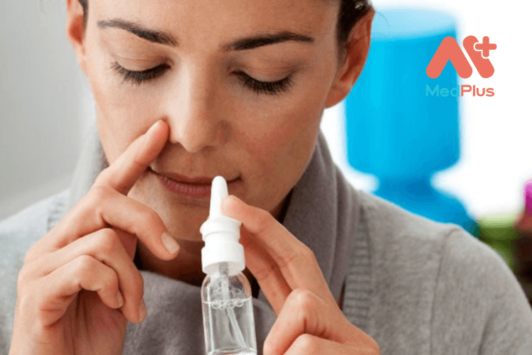 Mách bạn cách vệ sinh mũi họng mùa COVID-19 hiệu quả