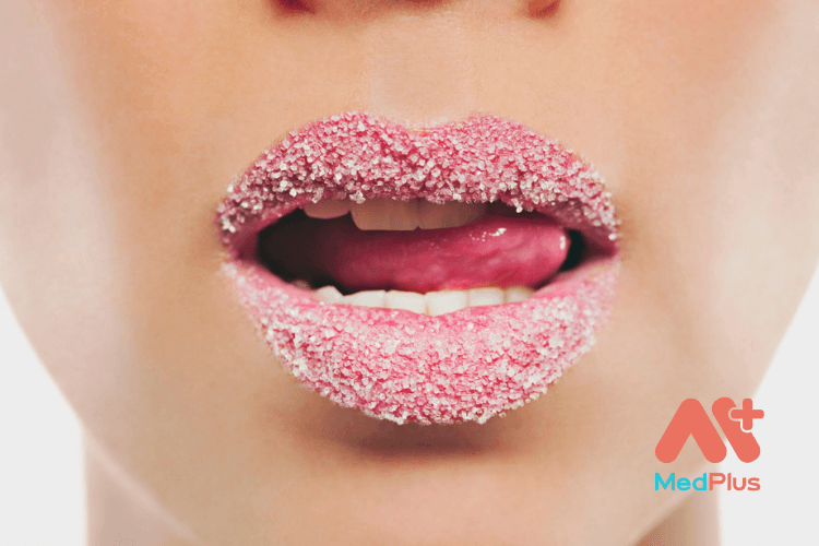 7 mẹo tẩy tế bào chết môi an toàn và lành tính tại nhà