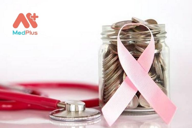 bảo hiểm ung thư giúp hỗ trợ chi phí điều trị tốn kém và quyền lợi chăm sóc đặc biệt