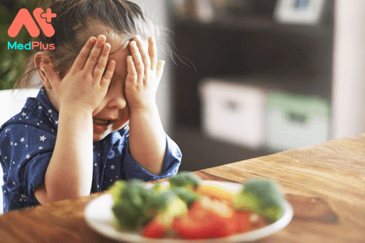 10 mẹo giúp bé không chịu ăn rau
