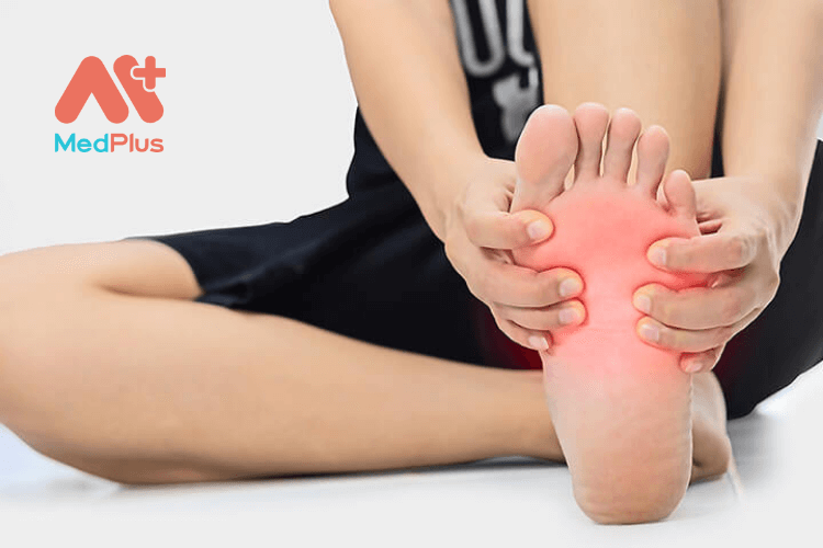 4 nguyên nhân phổ biến gây đau lòng bàn chân