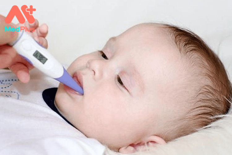 Trẻ sơ sinh bị sốt cao phải làm sao?