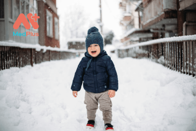 Quần áo mùa đông cho trẻ