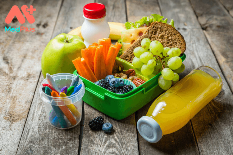 Chế độ dinh dưỡng cho trẻ bị ngộ độc thức ăn