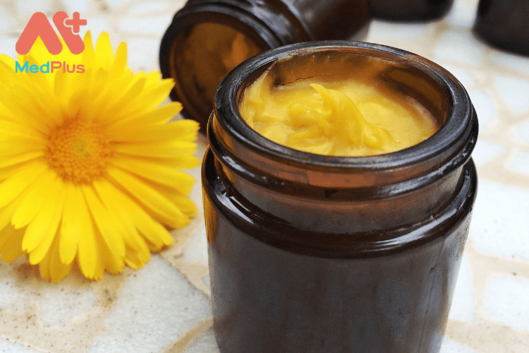 Thuốc mỡ Lanolin