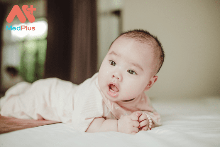 Dấu hiệu mất nước ở trẻ