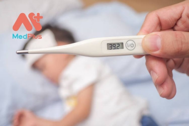 Những điều cha mẹ cần biết khi trẻ bị sốt 137 Yếu tố cần chú ý khi trẻ bị sốt