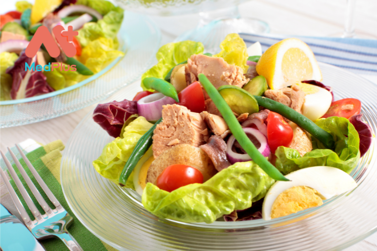 Salad cá ngừ