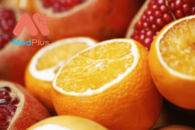 Bổ sung thêm vitamin C cho trẻ khi trẻ bị chảy máu cam thường xuyên