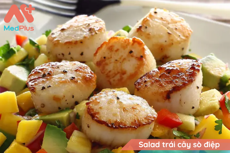 Salad trái cây với sò điệp