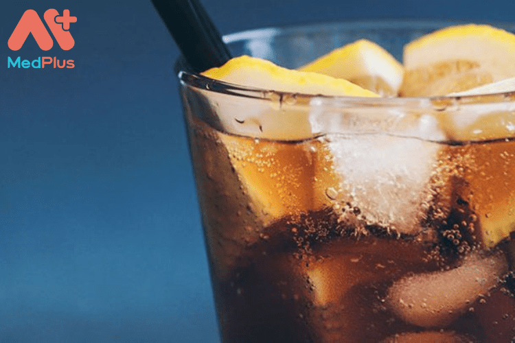 Diet Coke và Rum không thích hợp cho chế độ ăn Keto