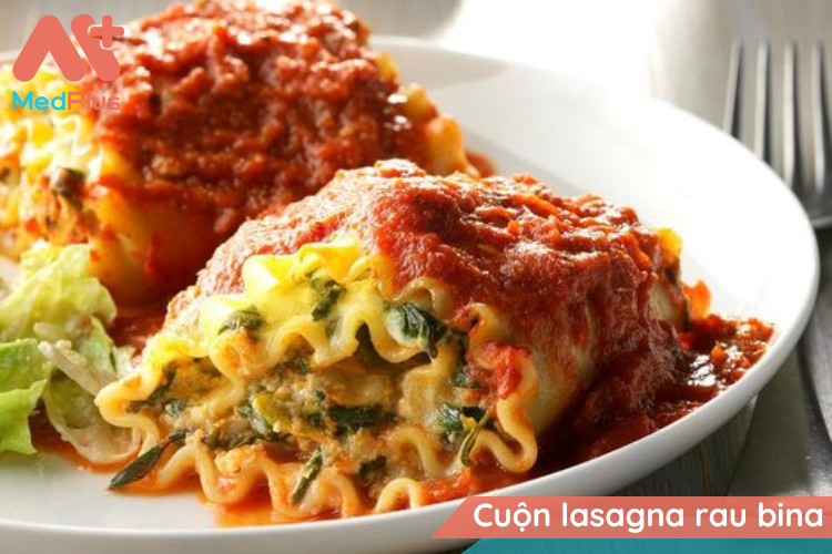 Cuộn lasagna rau bina được phục vụ cho bữa tối hoành tráng và đủ chất dinh dưỡng.