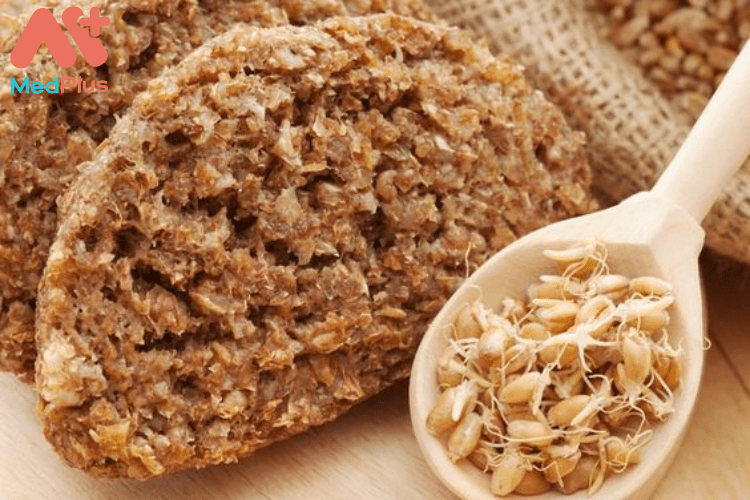 Bánh mì Ezekiel được là từ mầm ngũ cốc nguyên hạt nên chứa nhiều vitamin và chất dinh dưỡng