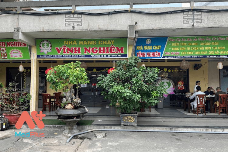 Nhà hàng Việt Chay – Chùa Vĩnh Nghiêm là nhà hàng thu hút nhiều khách nhất bởi hương vị và sự hấp dẫn mà các món ăn mang lại